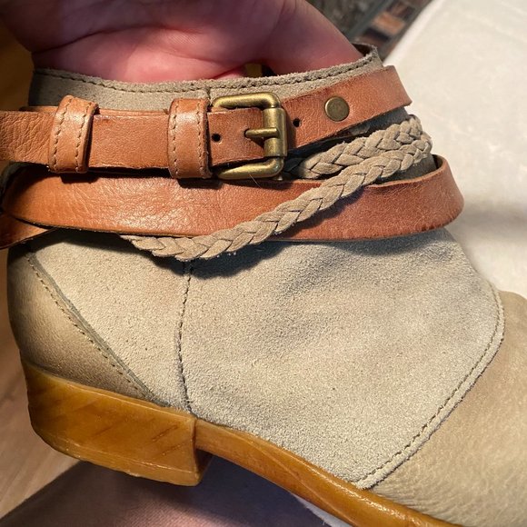 MIZ MOOZ "DANITA" LEATHER & SUEDE BOOTIES (SZ 36) - Picture 5 of 11